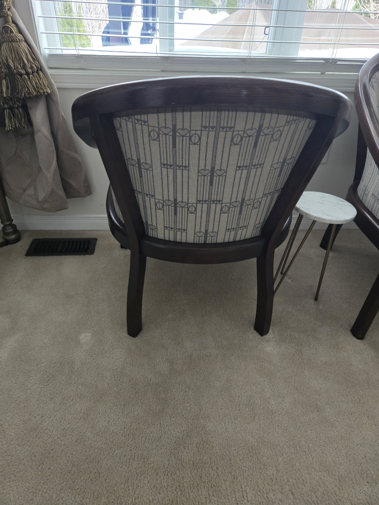 2 LIVING ROOM ACCENT CHAIRS - photo 4