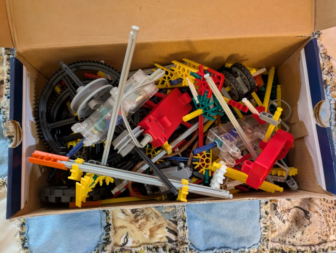 K'NEX Parts and Motors Lot image indicator(3)