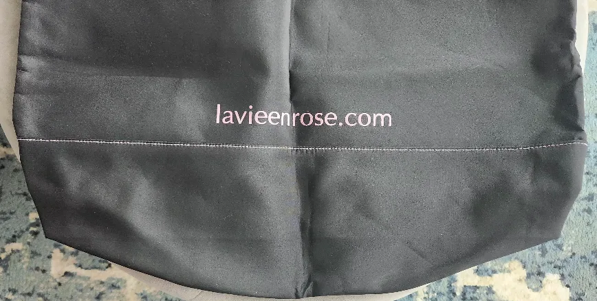 La Vie En Rose Shoulder Bag image indicator(5)