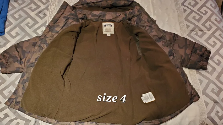 Gymboree Boy's Size 4 Camo Winter Jacket image indicator(2)