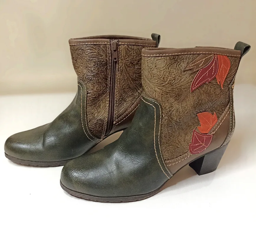 ‼️Sale‼️ Women's Leather Ankle Boots image indicator(3)