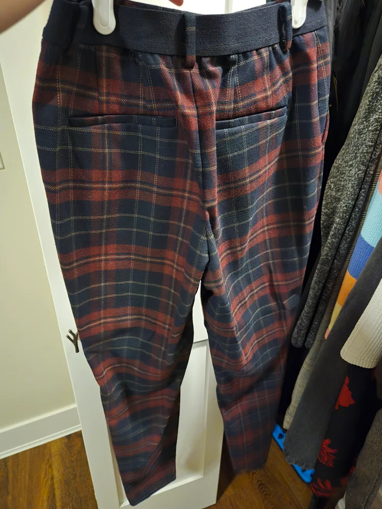 Women's Uniqlo Red Plaid Trousers - Size XS image indicator(2)