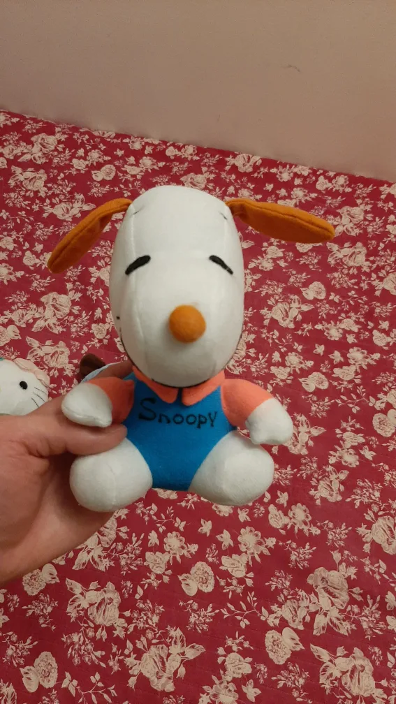 Collectible Plush Toy Set - Hello Kitty, Mickey Mouse, Snoopy image indicator(6)