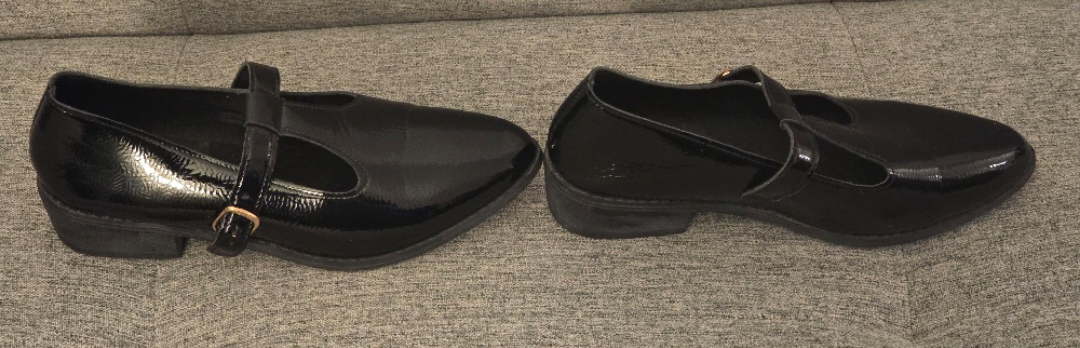 #Freecycle Black Patent Leather T-Strap Shoes - photo 2