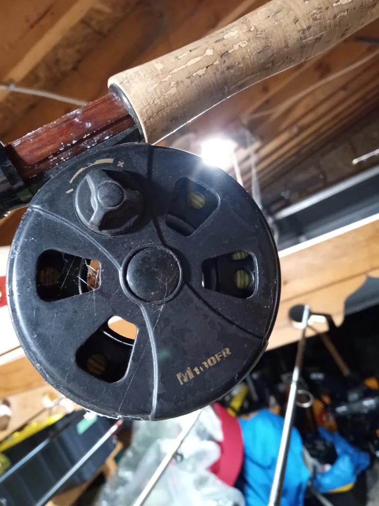 Vintage Fly Fishing Reels – Lot of Three for 200$ image indicator(3)