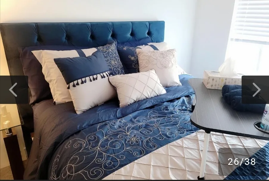 HUGE SALE image indicator(2)