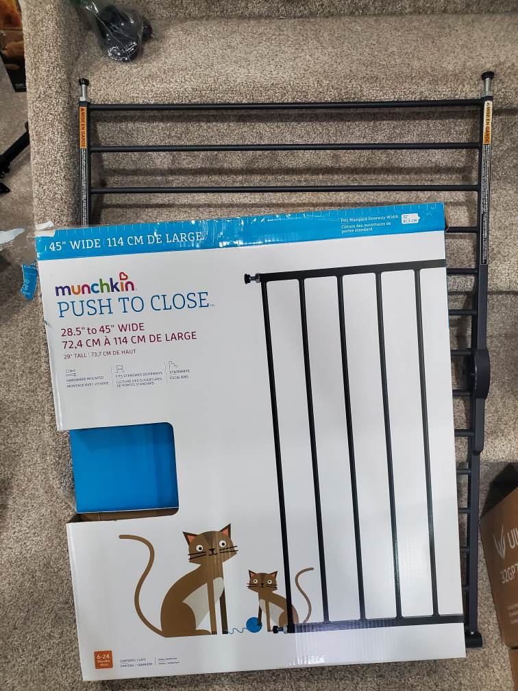 Munchkin Push to Close Baby Gate - 45 inch Wide