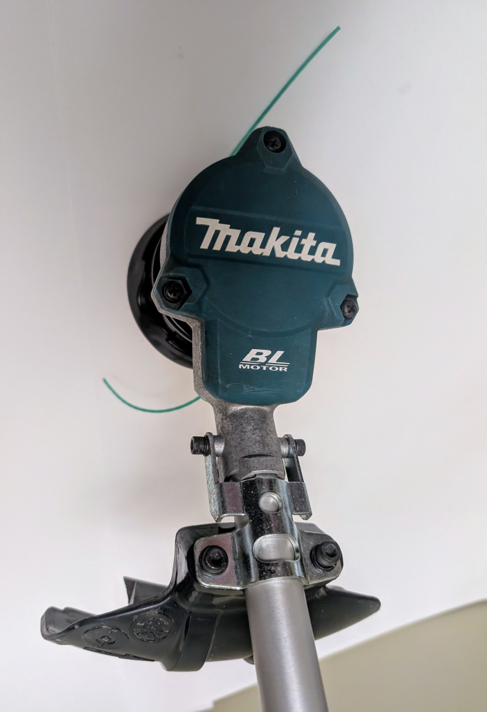 Makita Cordless Grass Trimmer DUR368LZ