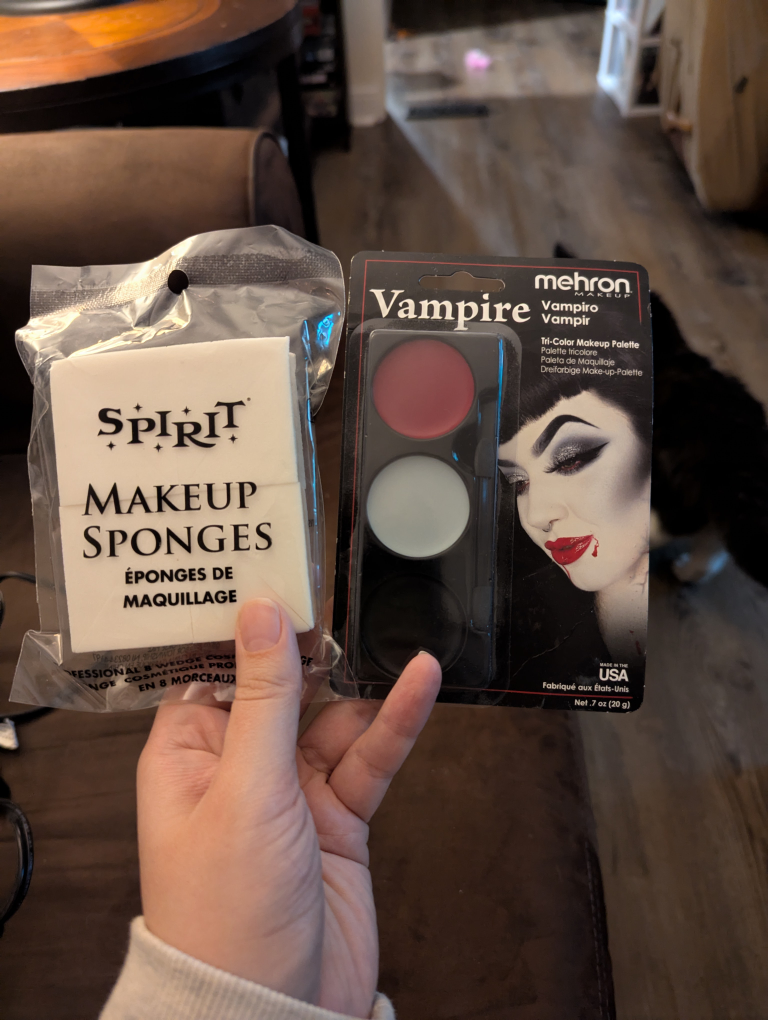 Spirit Makeup Sponges & Mehron Vampire Makeup Palette