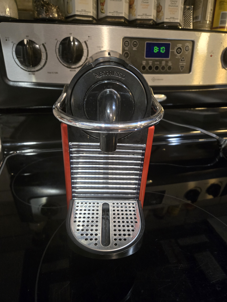 Nespresso Essenza Mini Coffee Machine - Red
