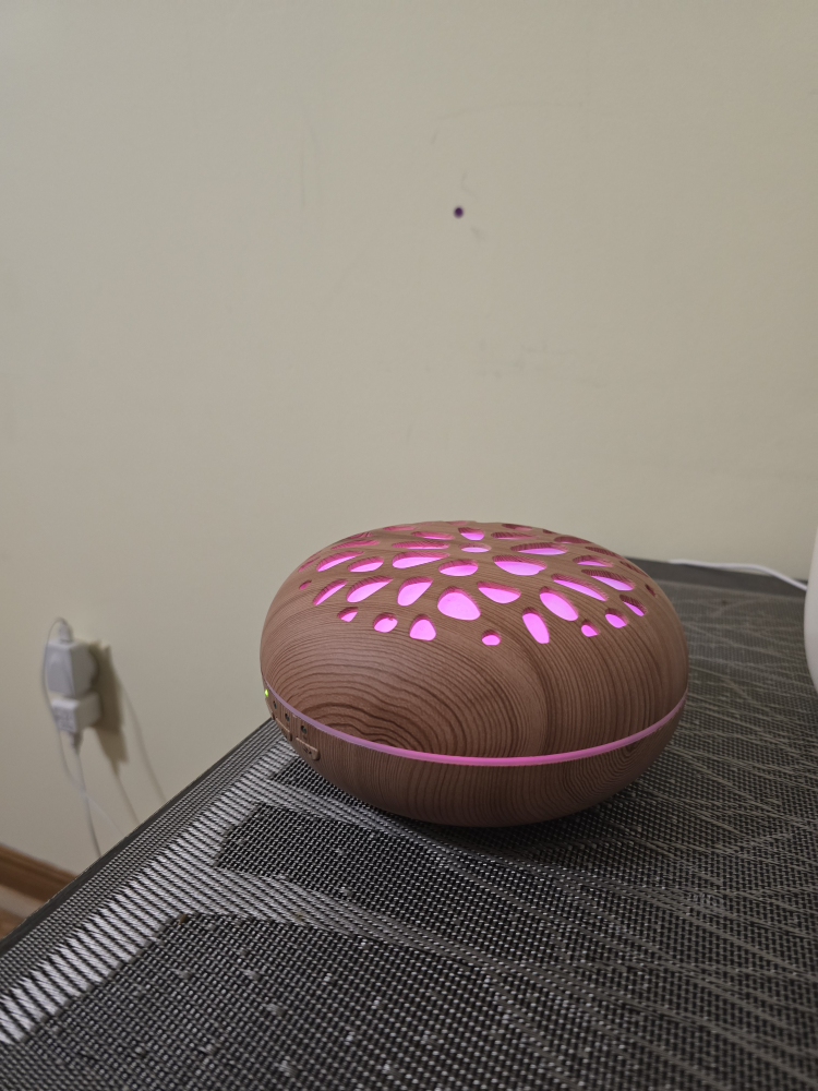 Wooden Aroma Diffuser with LED Light - photo 2