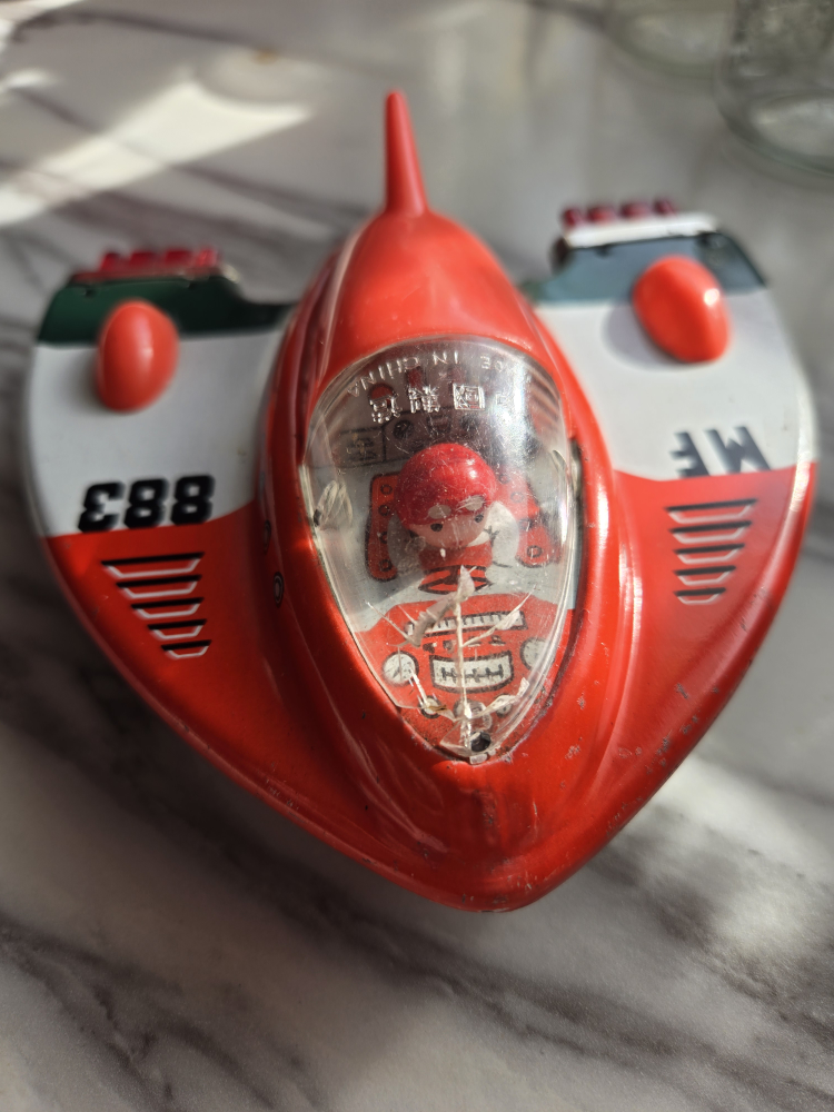 Vintage MF-883 Small Spaceship Toy - photo 5