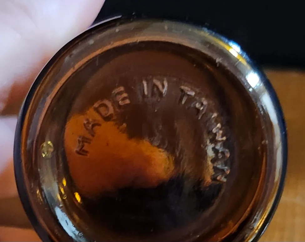 Vintage Amber Glass Bottle image indicator(2)