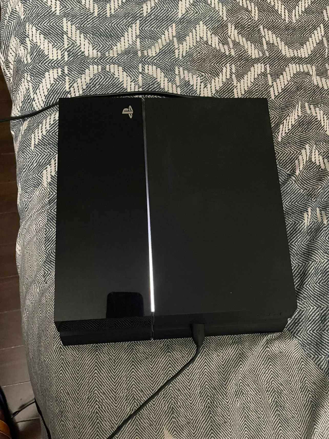 Used Playstation 4 (PS4) - Good Condition thumbnail
