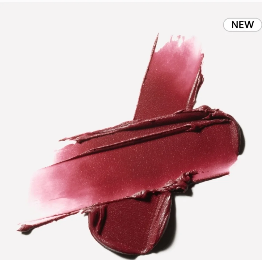 MAC Powder Kiss Liquid Lipcolour - Fashion Emergency image indicator(2)