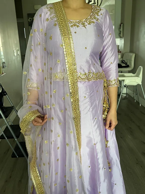Lavender and Gold Indian Bridal Lehenga Choli image indicator(3)