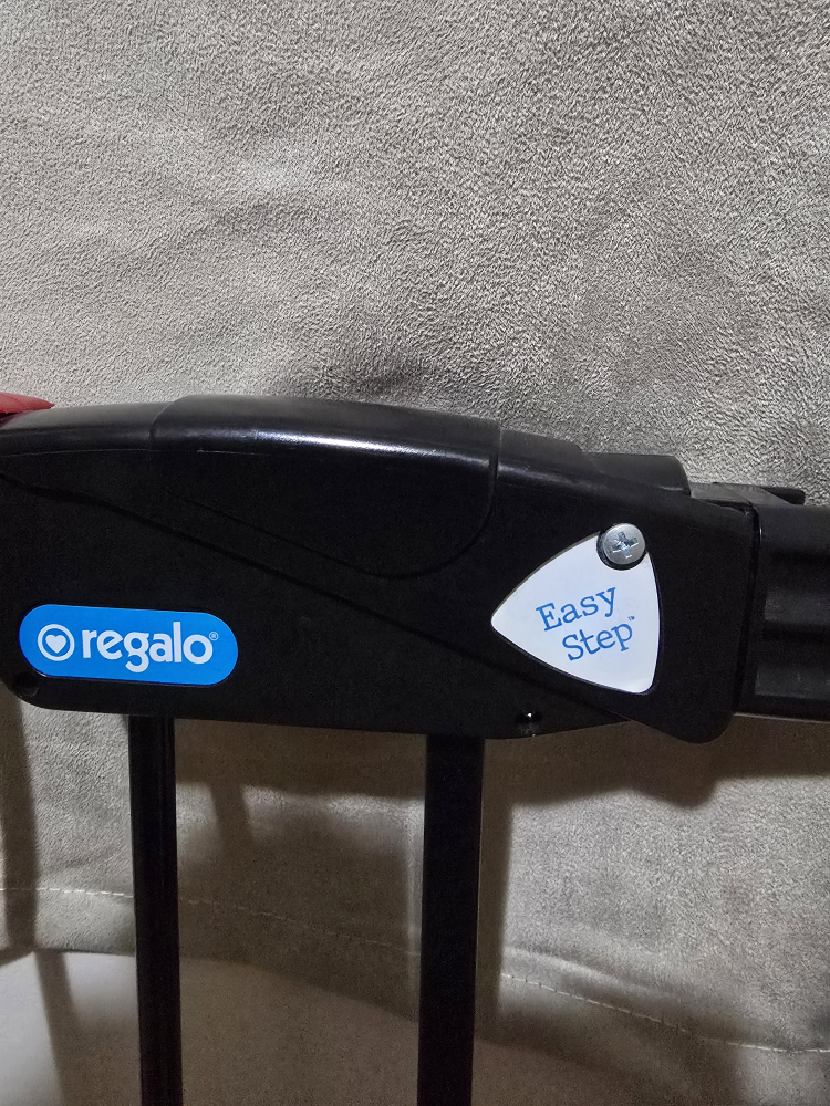 Regalo Easy Step Baby Gate