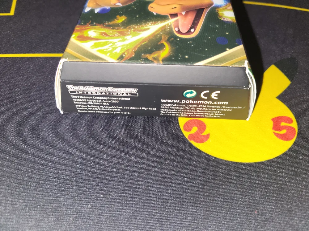 Sealed. Vivid Voltage Charizard Theme Deck image indicator(4)
