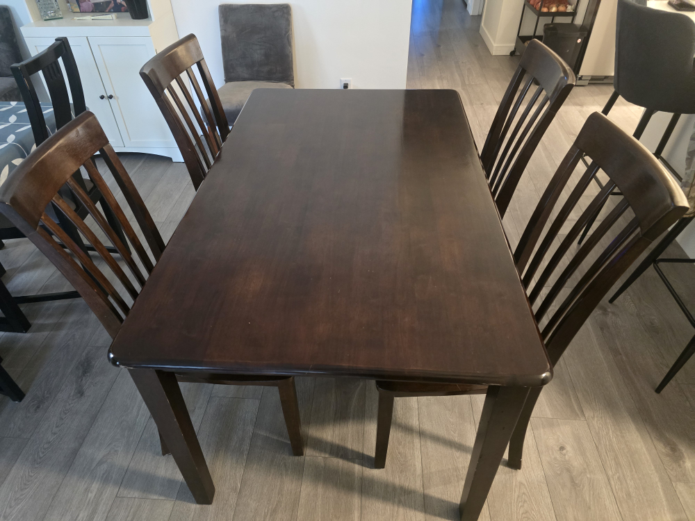 used good 5-Piece Dark Brown Wood Dining Table Set