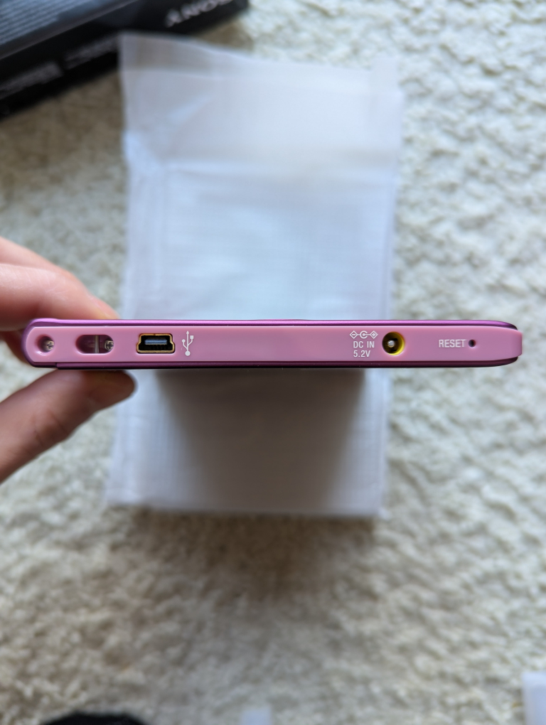 Sony Reader Pocket Edition PRS-300 E-reader - Pink - photo 4