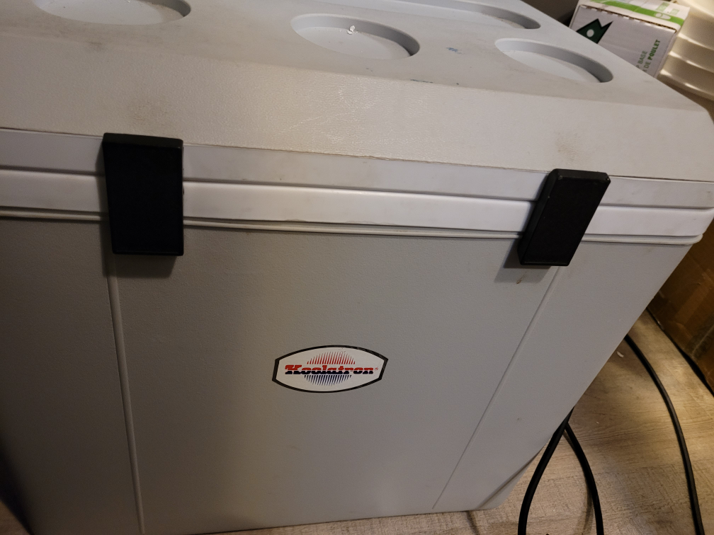 Koolatron 12V Portable Cooler - photo 2