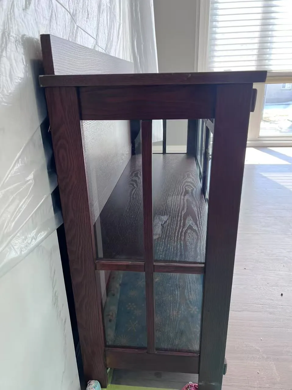 Dark Wood Curio Cabinet with Glass Doors image indicator(5)