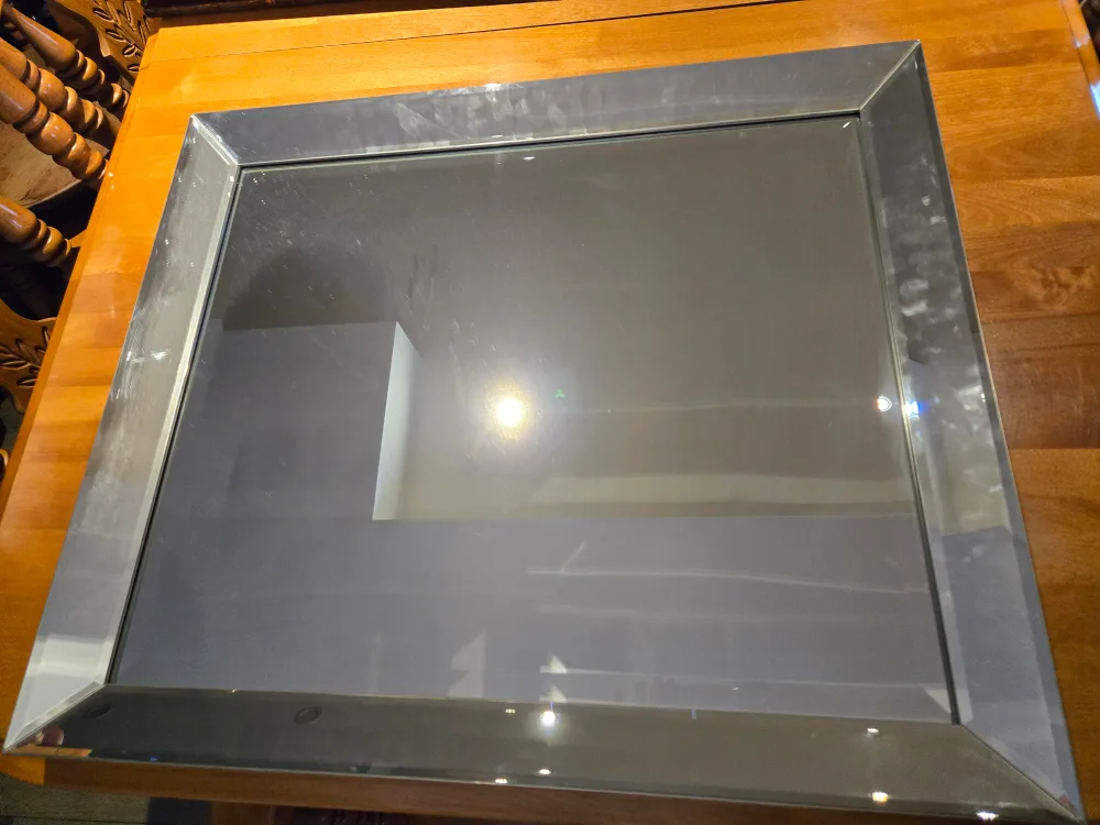 Assorted home decor items image indicator(3)