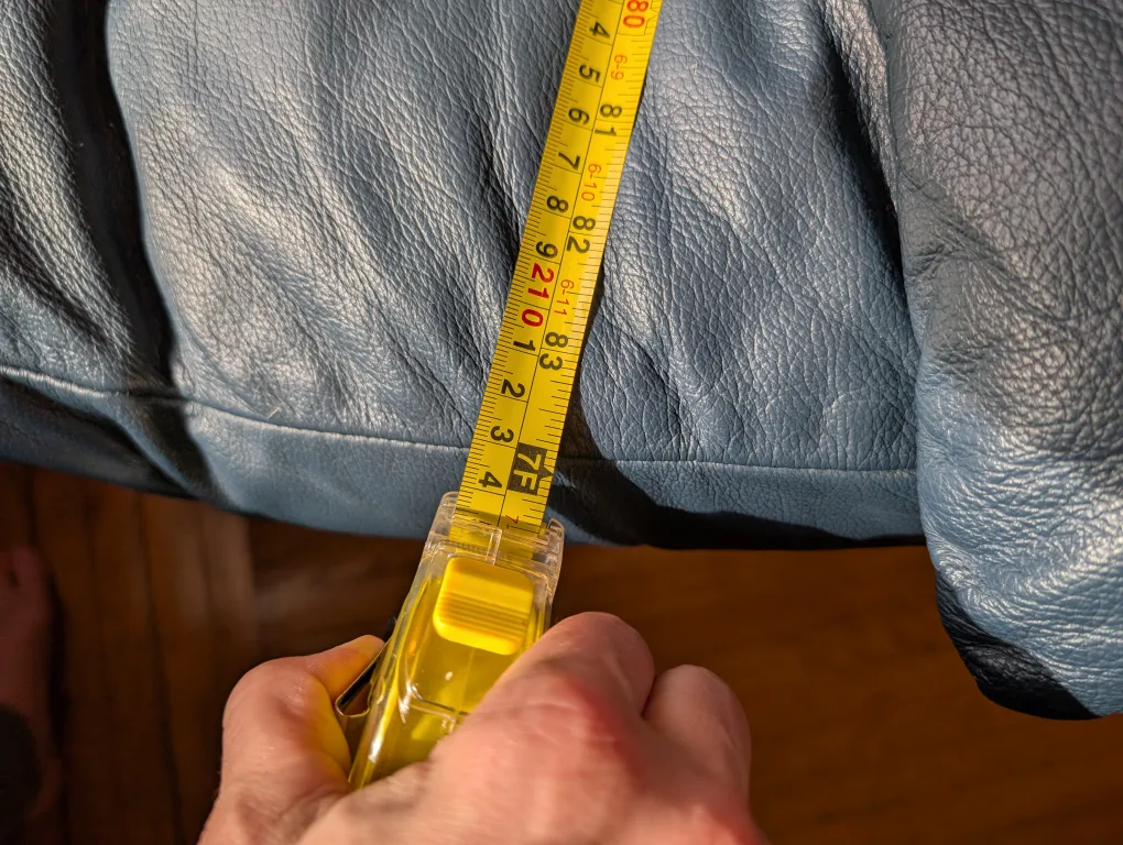 Leather Sofa #freecycle image indicator(2)