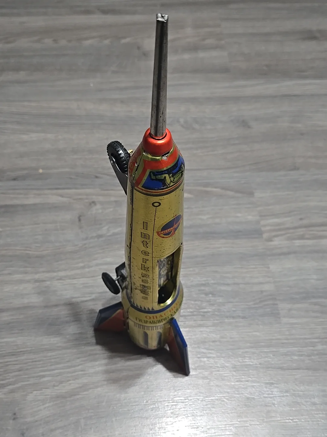 Vintage Interkosmos USSR Rocket Tin Toy image indicator(7)