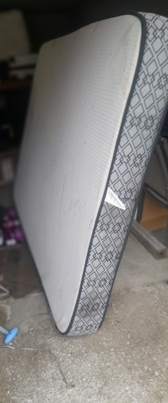 Mattress - queen - photo 4