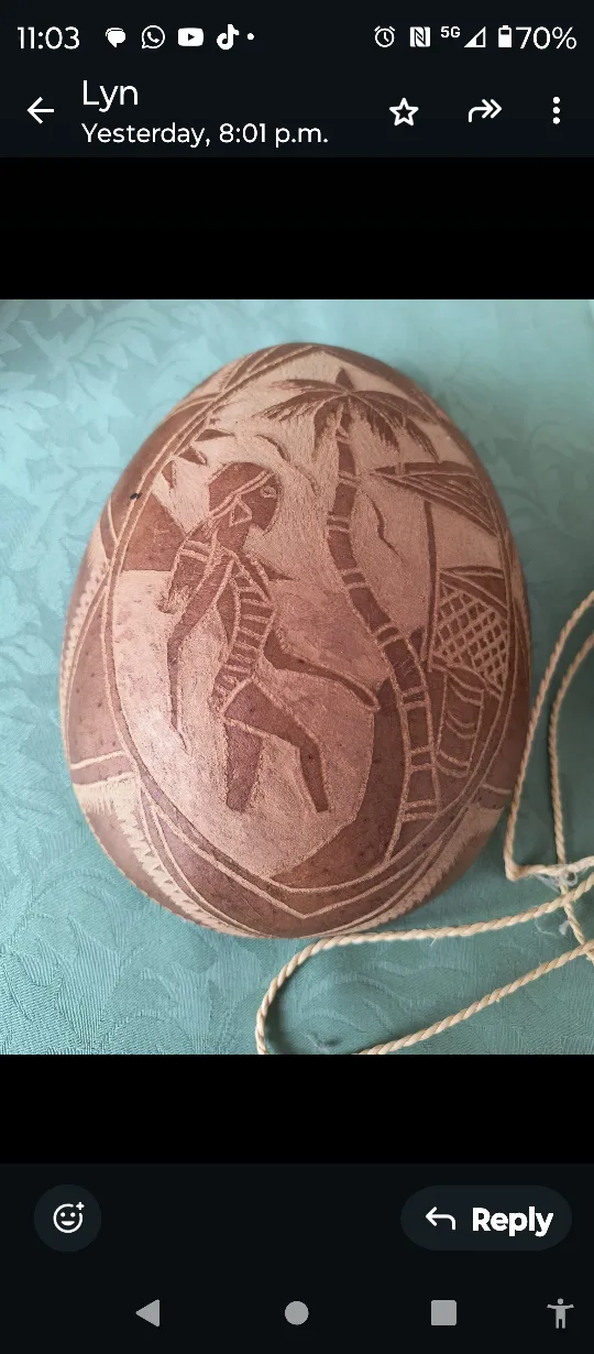 Hand-Carved Wooden Wall Hanging, Bowl & Gourd Ornaments image indicator(2)