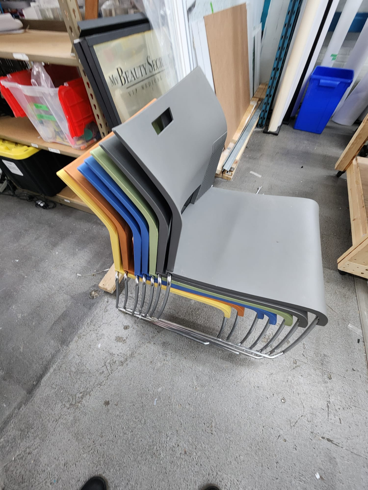 Stackable Plastic Chairs - Set of 8 - photo 2