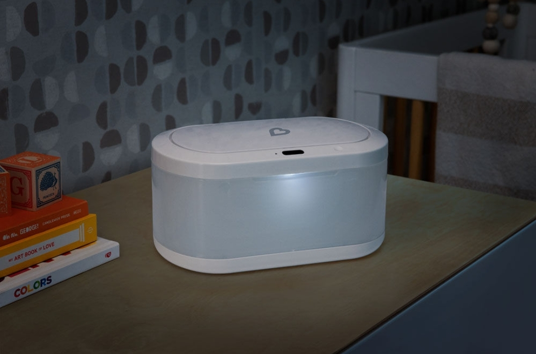 NEW Munchkin Touchless Wipe Warmer & Night Light - photo 3