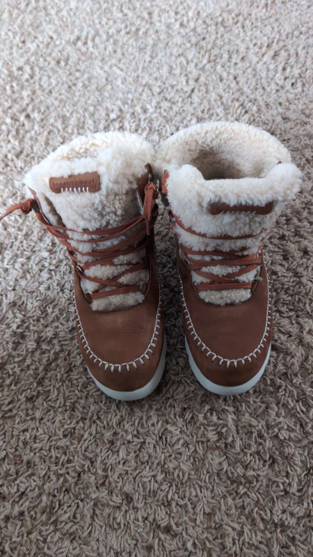 Manitobah Mukluks Women's Brown Leather Boots Size 7 💚