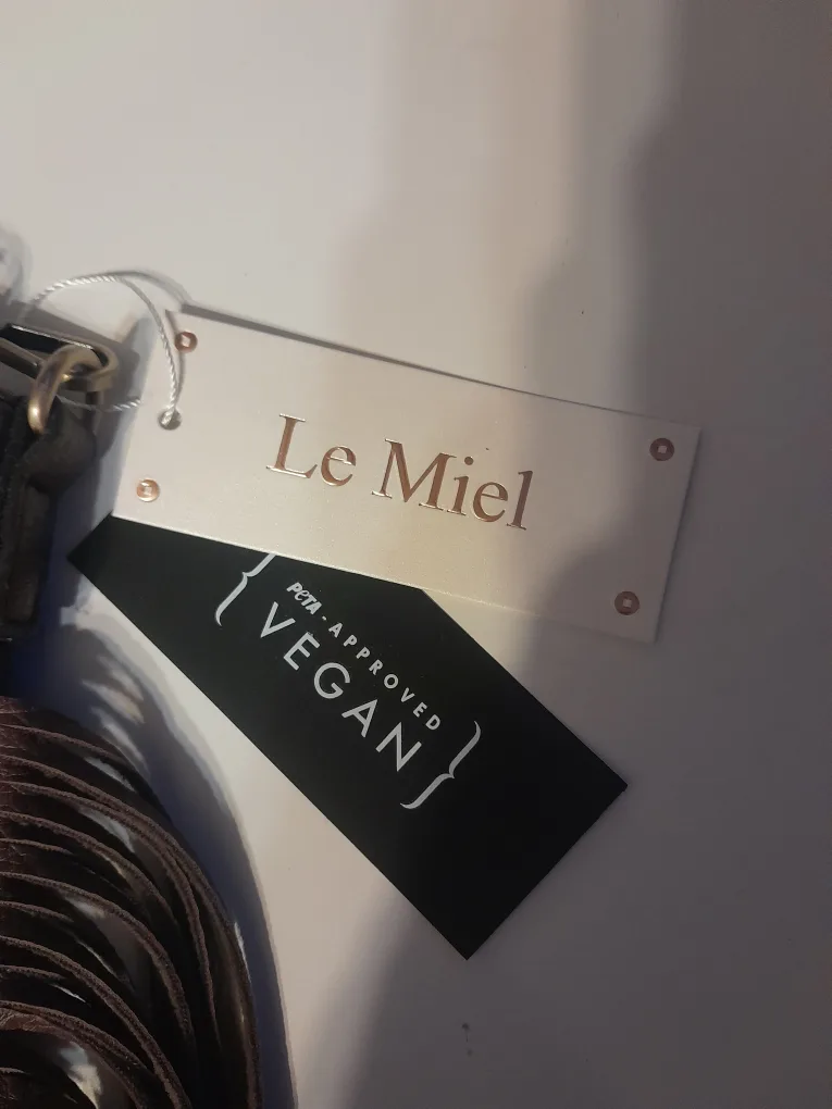 Le Miel Vegan Leather Crossbody Bag with Fringe image indicator(3)