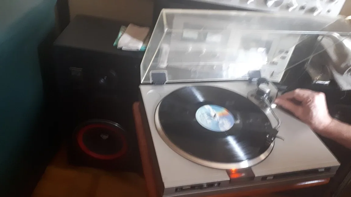 Vintage Sansui Fr-d25 DC Servo Turntable image indicator(2)