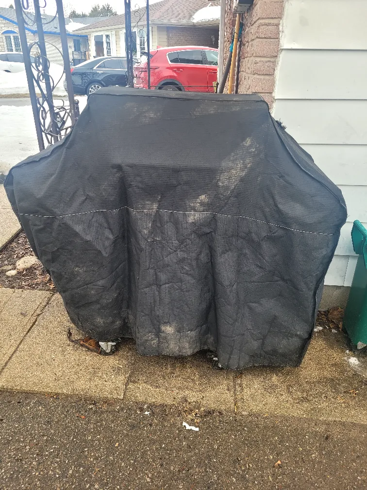 Cuisinart 5-Burner Propane Gas Grill image indicator(2)