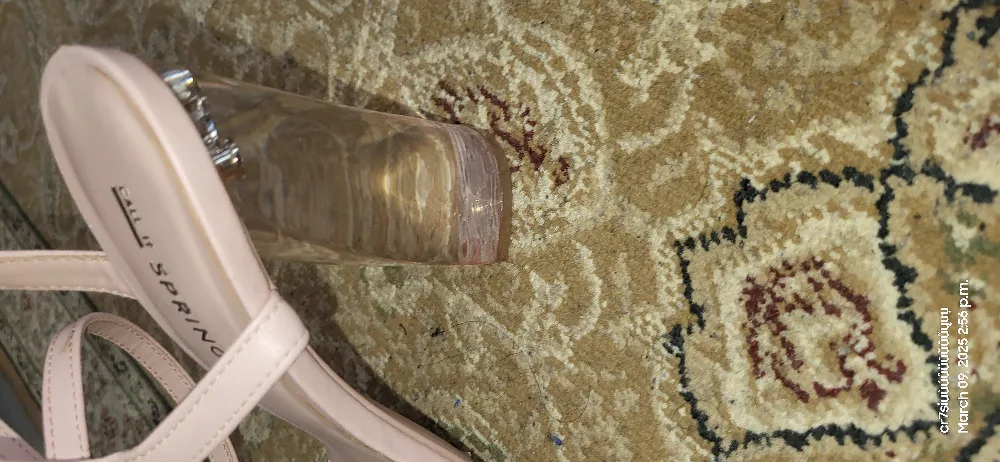 Pink heels image indicator(2)