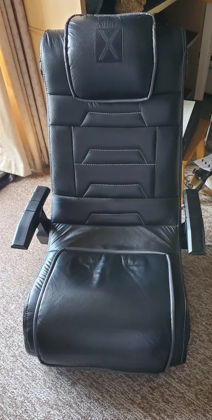 X-Rocker Pro Series Gaming Chair with Built-in Speakers image indicator(2)