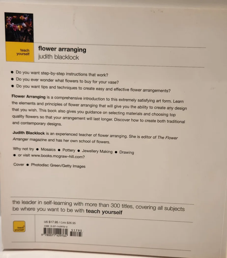 Teach Yourself Flower Arranging by Judith Blacklock image indicator(2)