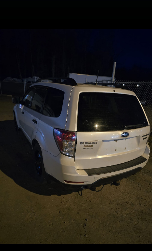 2010 Subaru Forester - photo 2