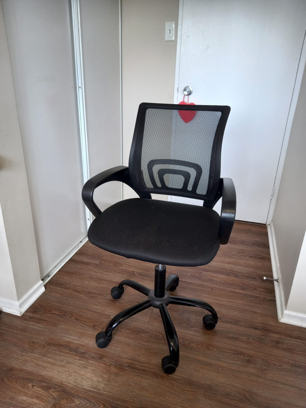 Black Mesh Office Chair