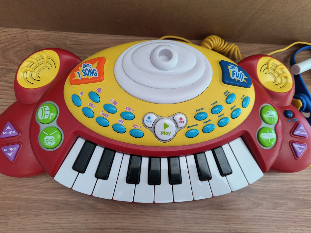 Winfun Superstar Electronic Keyboard - photo 2