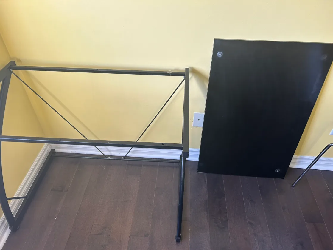 Black Glass Computer Desk image indicator(2)