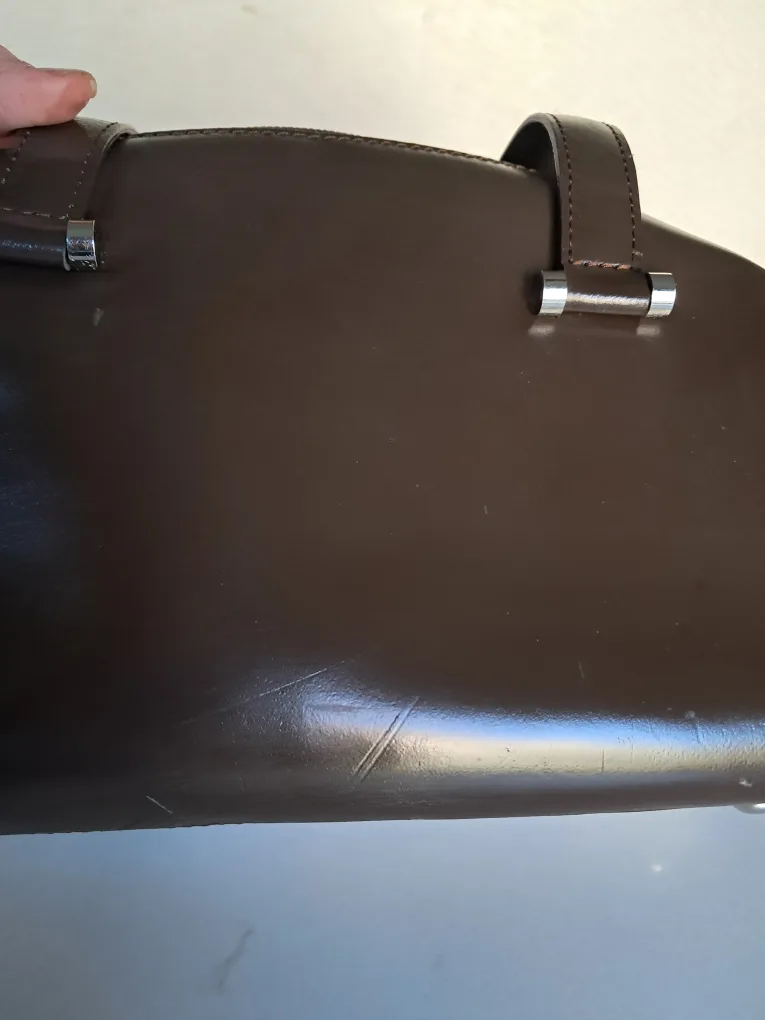 Danier Brown Italian Leather Handbag image indicator(6)