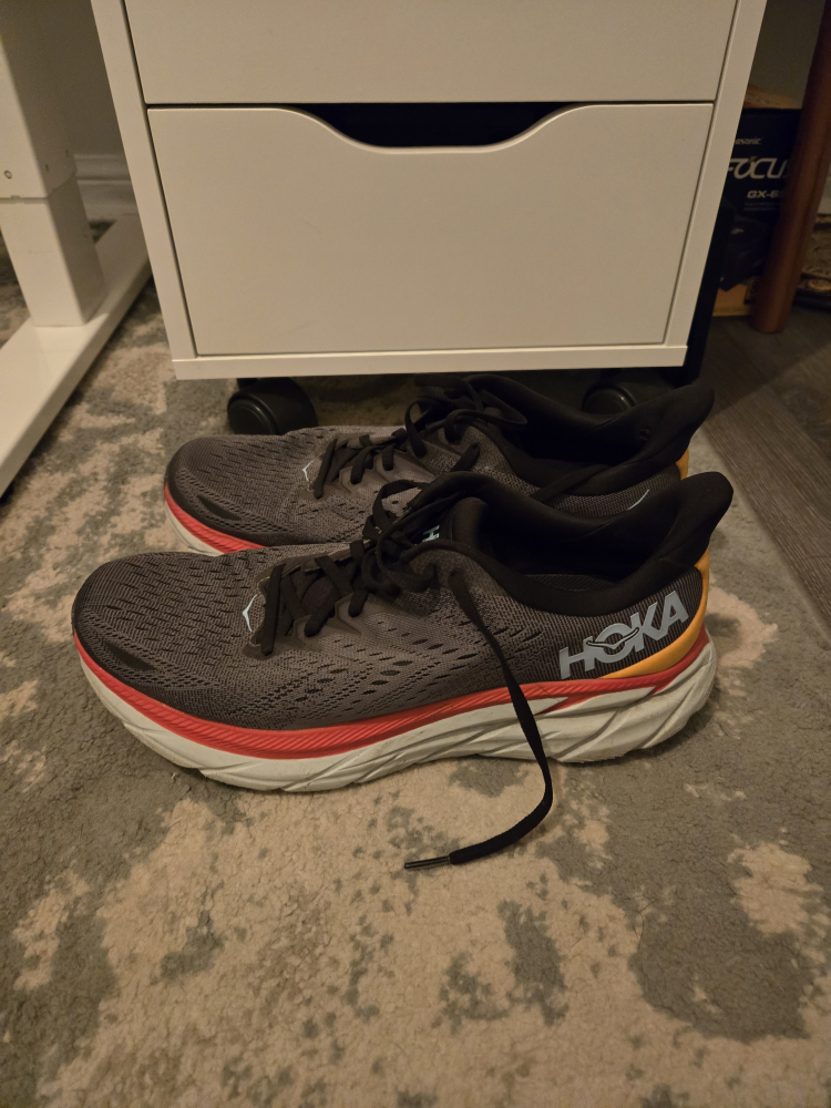 Free Hoka Clifton 8 Running Shoes - Men's Size 11. 5
