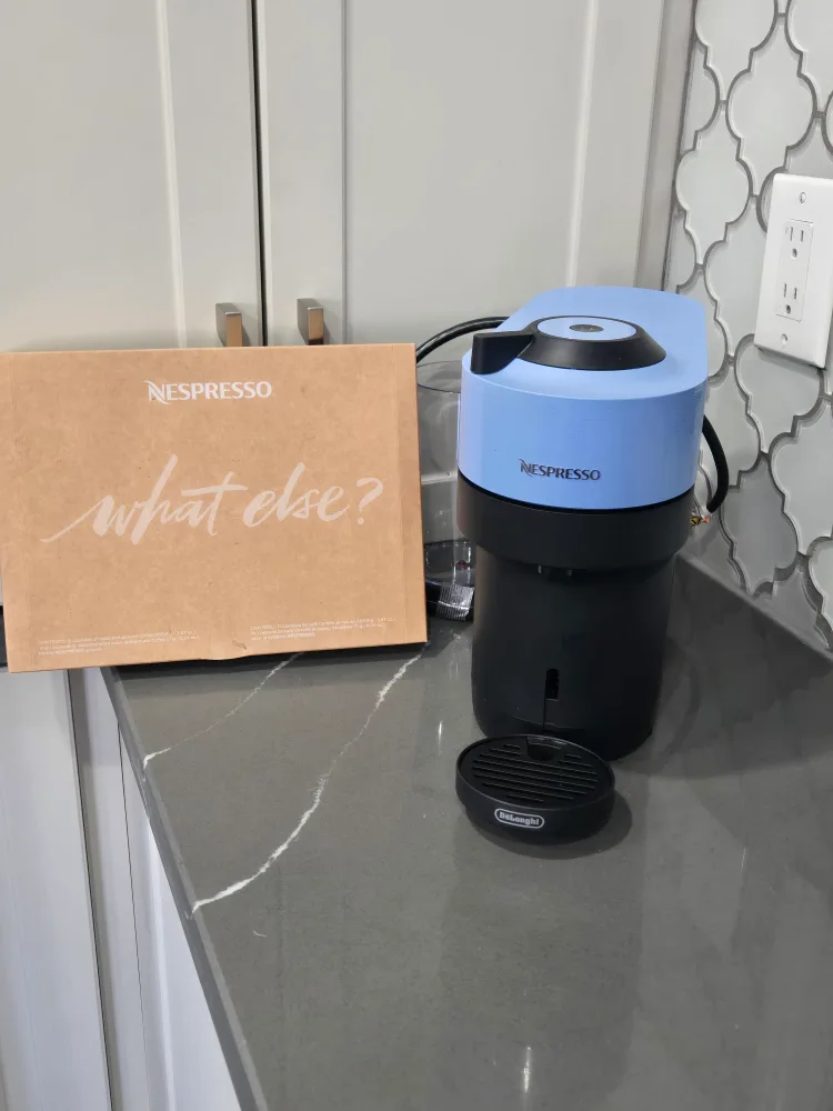 Nespresso Vertuo Pop Coffee Machine - Light Blue image indicator(2)