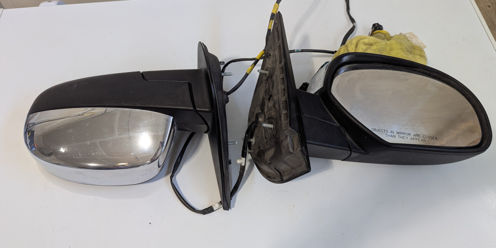 Pair of Used Side View Mirrors