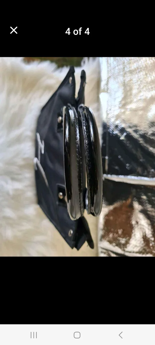 Black Tote  (lunch bag) with H Monogram image indicator(4)