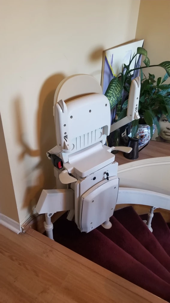 Used Acorn Stairlift for Curved Staircases